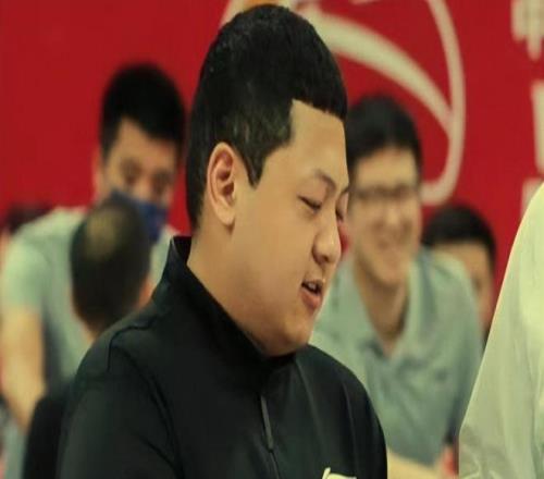 罗纳尔多面,临抉择,罗还是莱万,V体育,V体育app,V体育官网,V体育下载,V体育入口