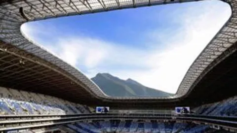 经典再燃，团战考验加强！怀旧副本调整难度：预先削弱还是事后减负？热议不止！