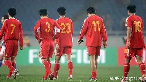 摩纳哥力克巴黎圣日耳曼，双冠辉煌 科瓦奇喜形于色